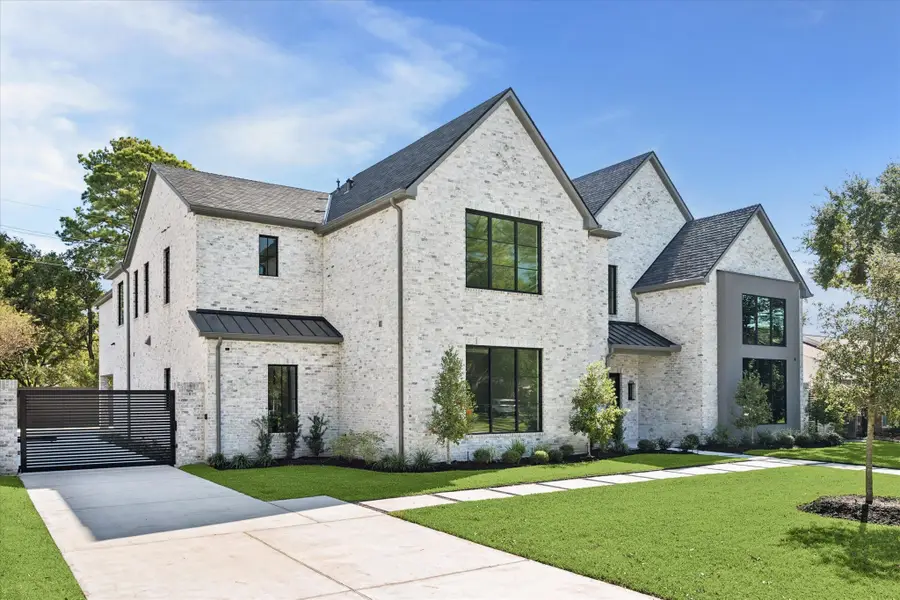 267 Maple Valley Road, Houston, TX 77056 - Image #2