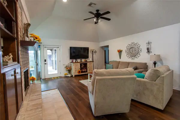 222 Mayfair Circle, Wharton, TX 77488