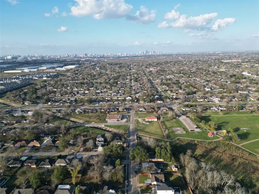 10842 Fairland Drive, Houston, TX 77051 - #3