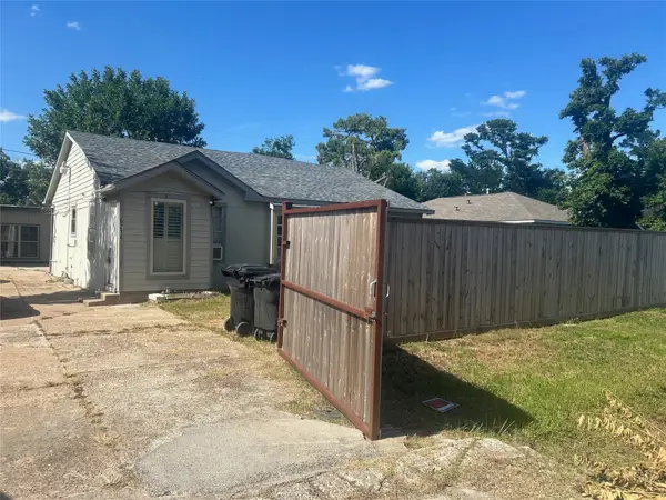 6214 Jim Street, Houston, TX 77092