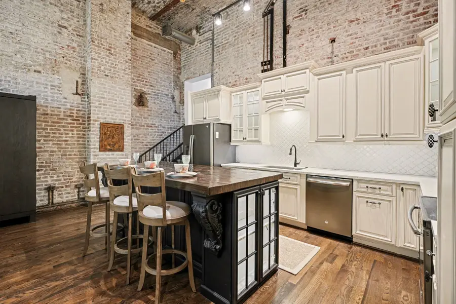 2400 Mechanic Street #101, Galveston, TX 77550 - #3