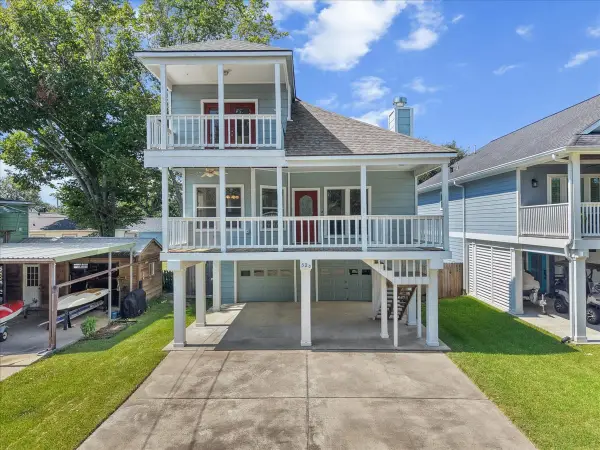 526 Pine Road, Clear Lake Shores, TX 77565