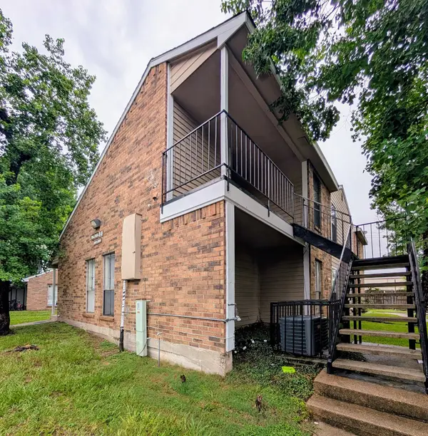 7200 W T C Jester Boulevard #33, Houston, TX 77088