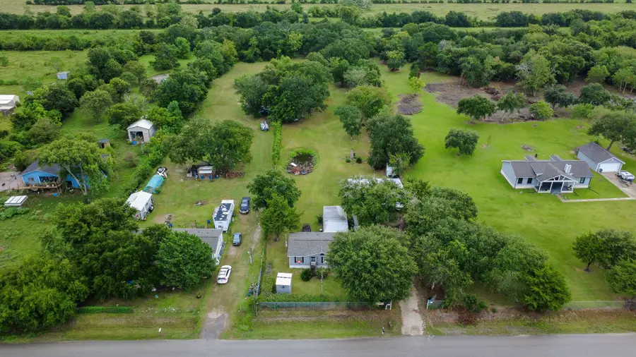 5027 Farmer Road, Alvin, TX 77511 - #2