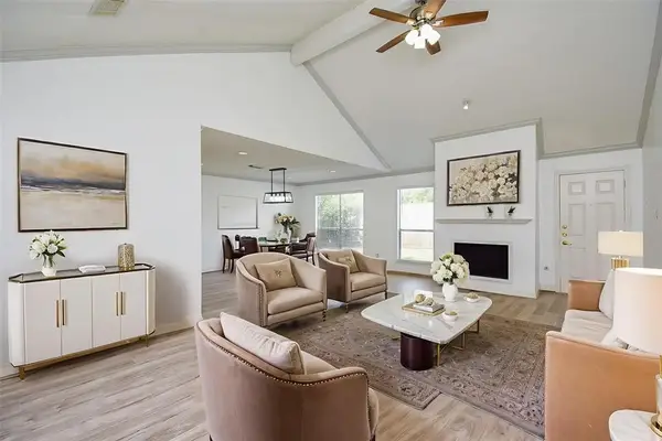 3926 Summit Valley Drive, Houston, TX 77082