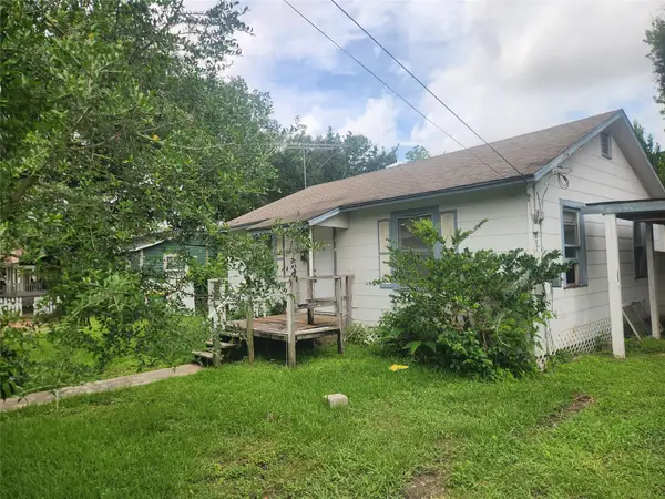 202 Mcphail Street, Tomball, TX 77375