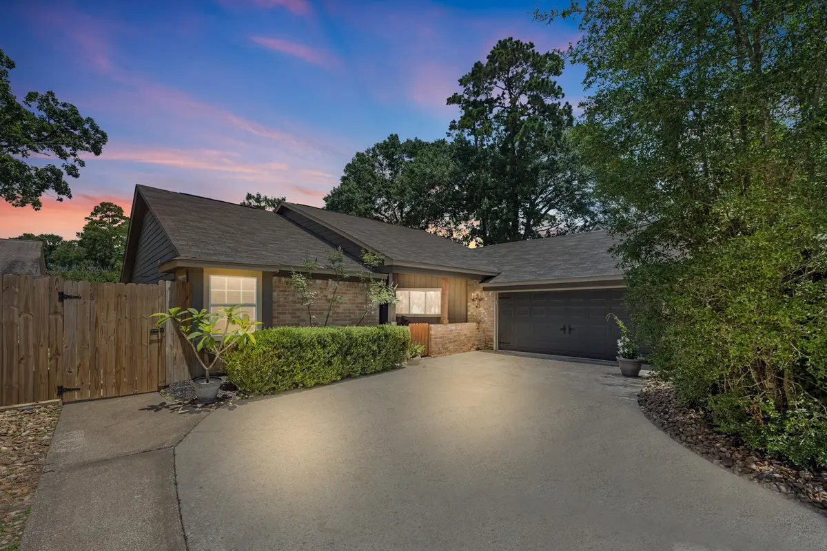 622 S Rivershire Drive, Conroe, TX 77304 - #1