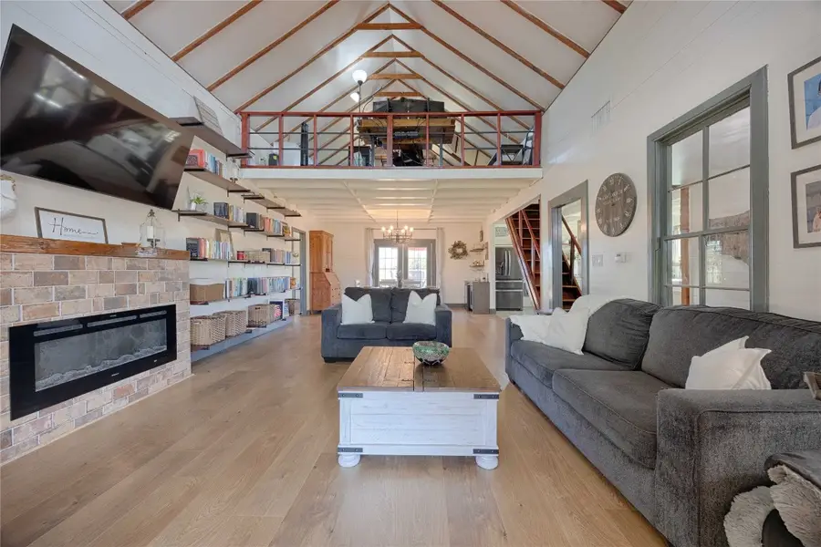 2666 Cr 247, Moulton, TX 77975 - #2