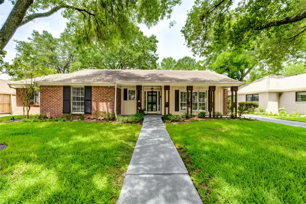 2602 Briarbrook Drive, Houston, TX 77042