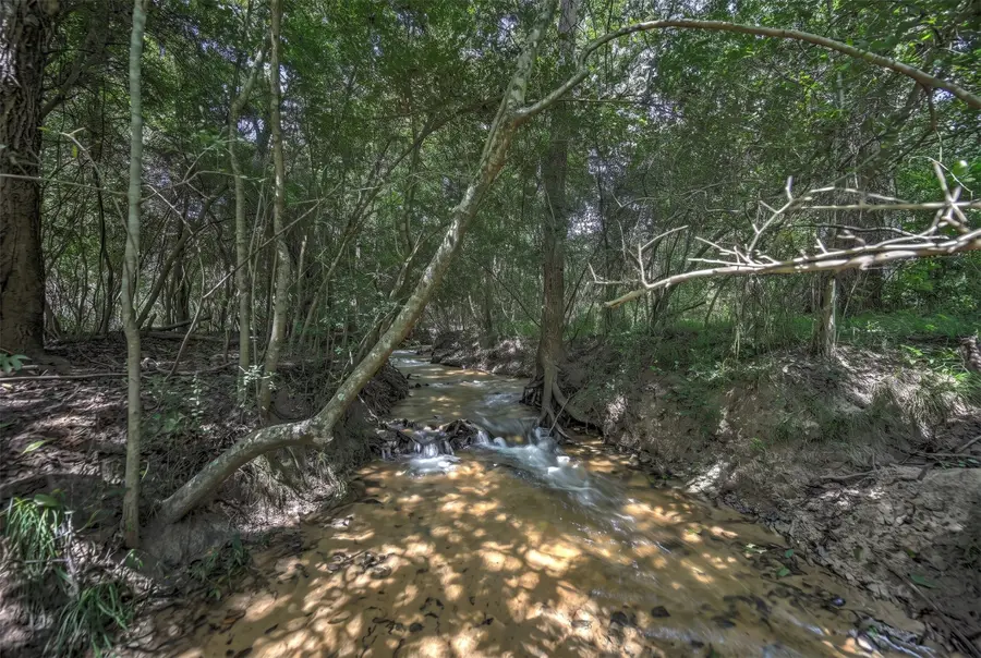 3377 Highway 159 W, Bellville, TX 77418 - #3