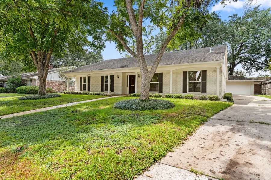 506 Briar Hill Drive, Houston, TX 77042 - #3