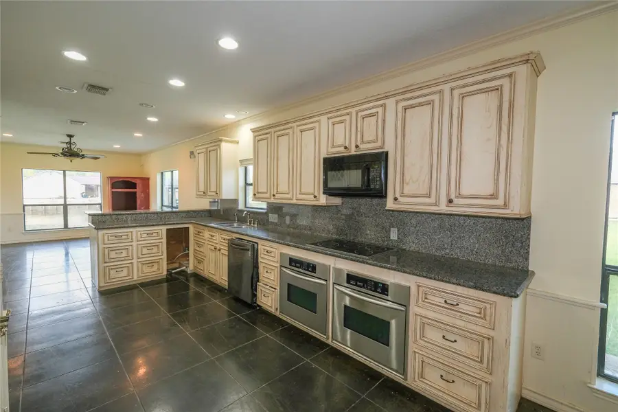 63 Lakeway Drive, Trinity, TX 75862 - Image #3