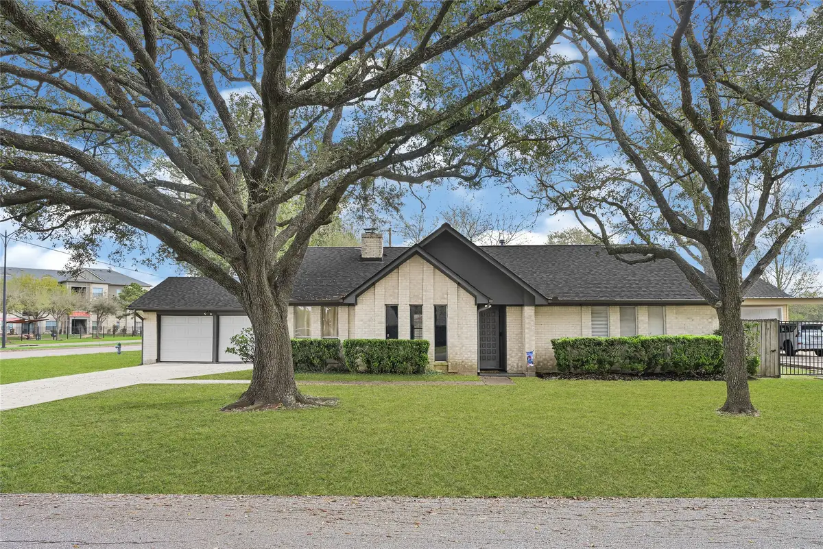 13003 Frank Lane, Stafford, TX 77477 - #1