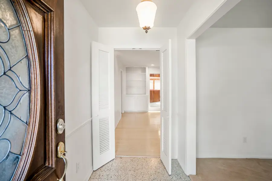 6203 Cheena Drive, Houston, TX 77096 - Image #2