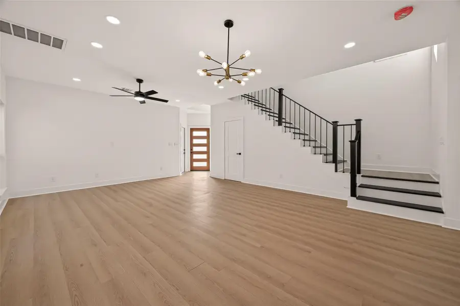 6719 Knox Street, Houston, TX 77091 - #3