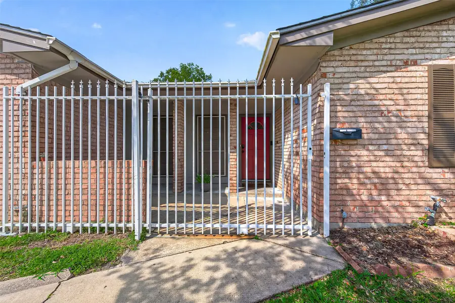 10635 Seaford Drive, Houston, TX 77089 - #3