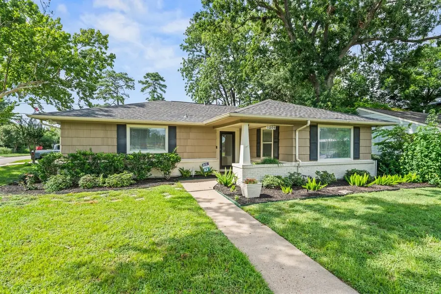 1526 Du Barry Lane, Houston, TX 77018 - Image #2