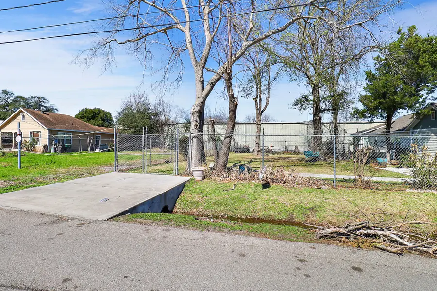 0 Longview, Houston, TX 77020 - #2