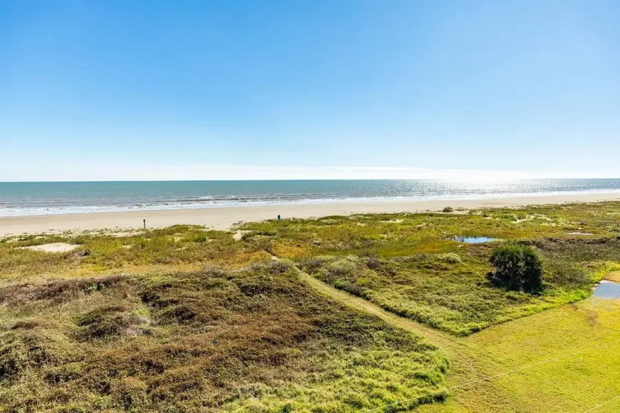 21626 Kennedy Drive, Galveston, TX 77554 - Image #3