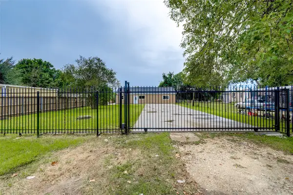 3918 Cedar Hill Lane, Houston, TX 77093