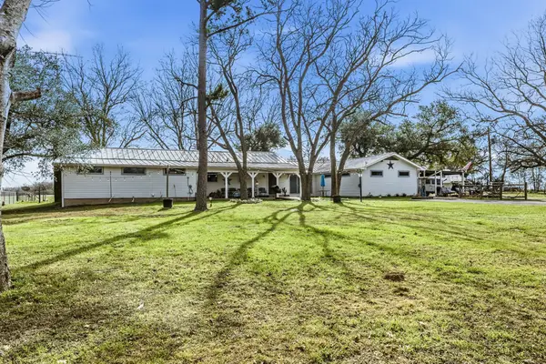 9523 W Fm 1644, Calvert, TX 77837