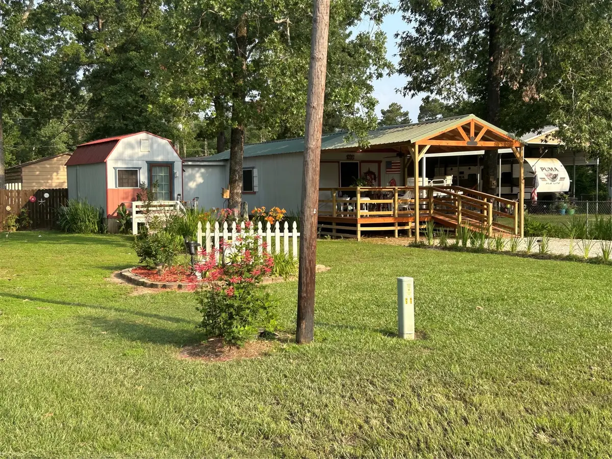 231 Jamaica Avenue, Point Blank, TX 77364 - #1