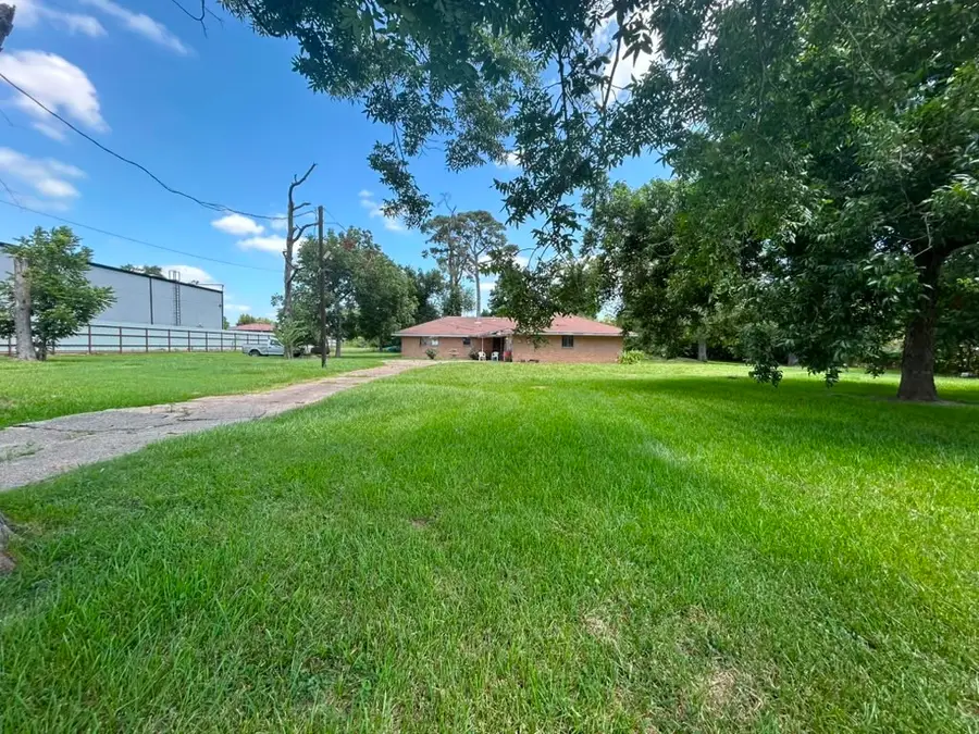 16019 Avenue C, Channelview, TX 77530 - #3