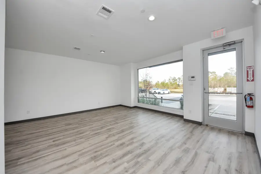 18716 Centro Main Street, Shenandoah, TX 77385 - #2