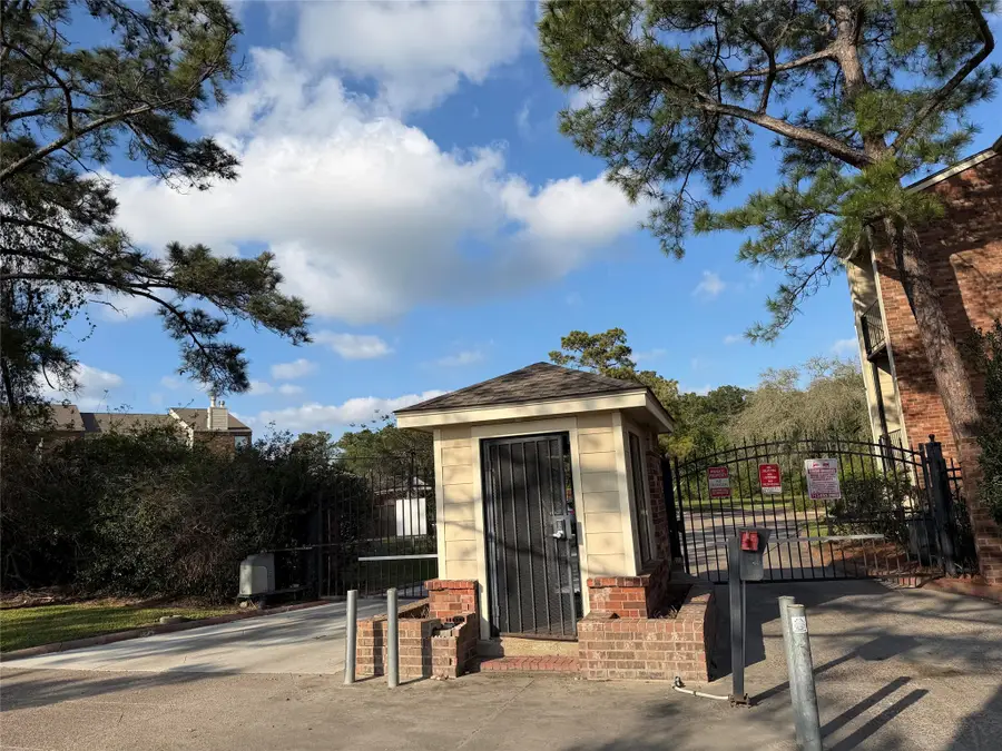 2501 Gulf Freeway #4A, Dickinson, TX 77539 - #2