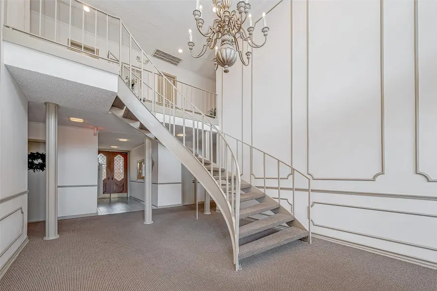 2824 Briarhurst Dr, Houston, TX 77057 - Image #3