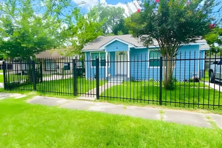 5107 Farmer Street, Houston, TX 77020 - Image #1