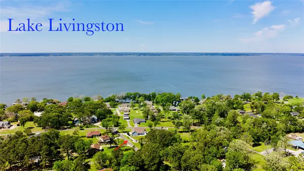 276 Resort Drive, Livingston, TX 77351