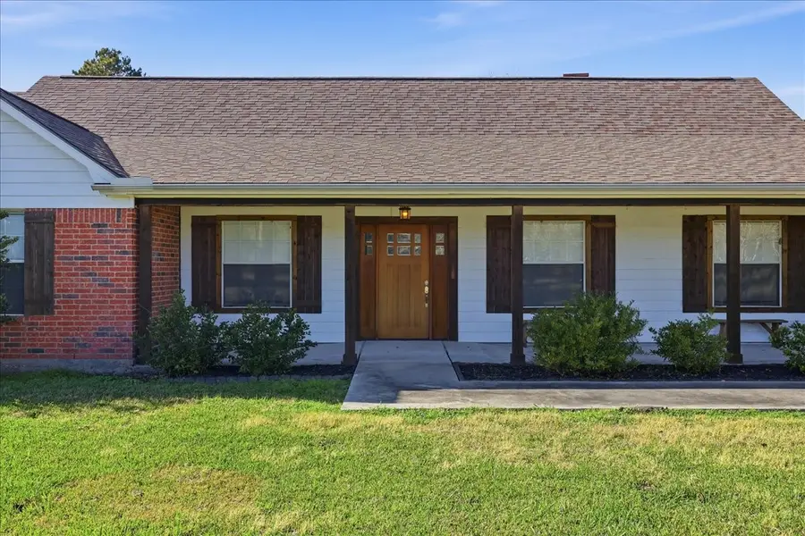5433 Hidden Meadows Drive, Orange, TX 77632 - #2