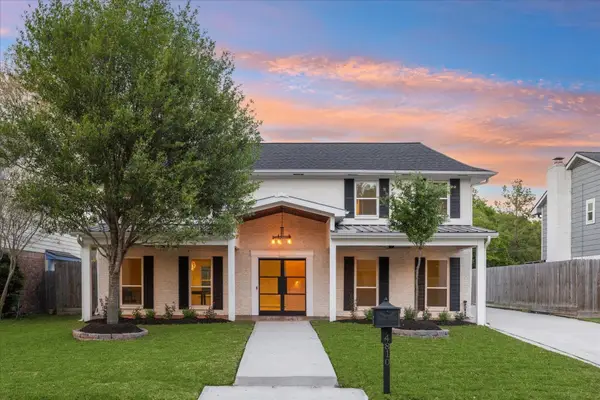 4810 Bayou Vista Drive, Houston, TX 77091