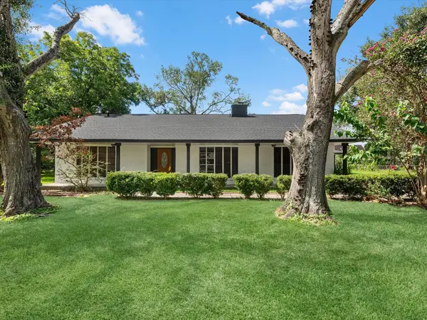 3508 Linwood Street, Pearland, TX 77581