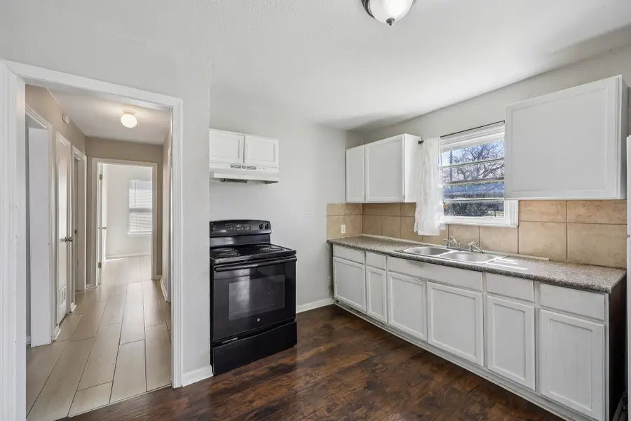 4132 Patricia Street, Haltom City, TX 76117 - #3