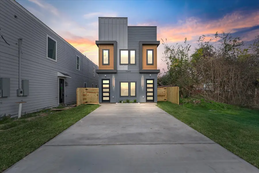 7349 Sandle Street #A-B, Houston, TX 77088 - Image #3