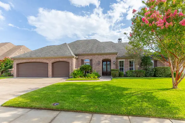6330 Claybourn Drive, Beaumont, TX 77706