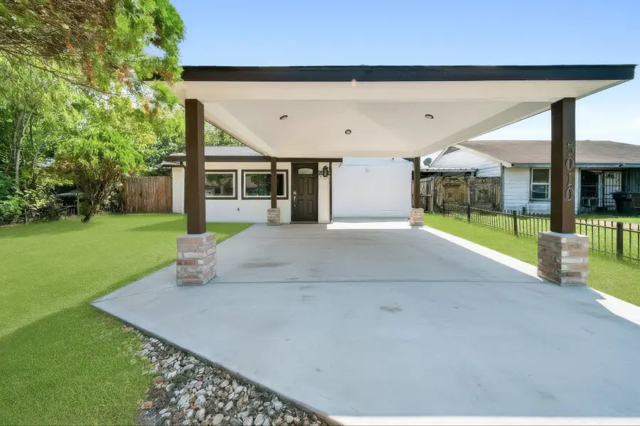 5010 Malmedy Road, Houston, TX 77033 - #2