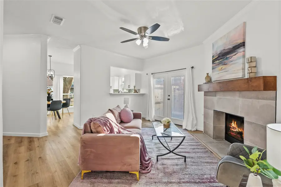 617 Prairie Ln, Angleton, TX 77515 - #3