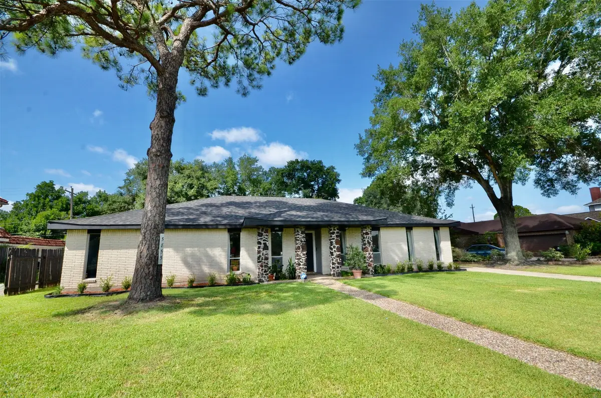5855 S Braeswood Boulevard S, Houston, TX 77096 - #1