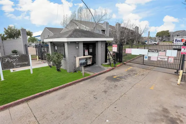 12500 Sandpiper Drive #185, Houston, TX 77035