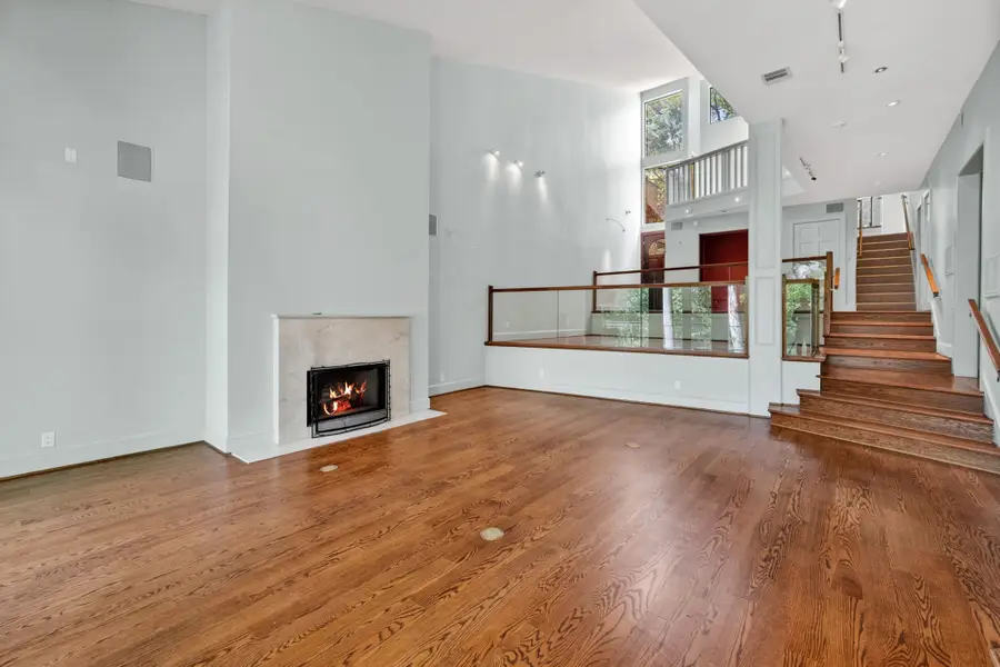 16 Pine Briar Circle, Houston, TX 77056 - #3