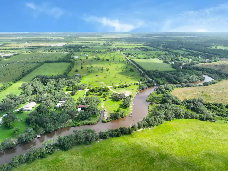 1734 Haynes Road, Anahuac, TX 77514 - #3