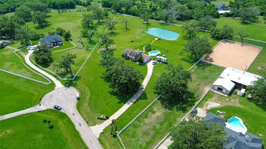 1118 Indian Ridge, Rosharon, TX 77583 - #2