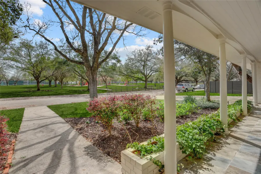 4606 Waynesboro Drive, Houston, TX 77035 - #2