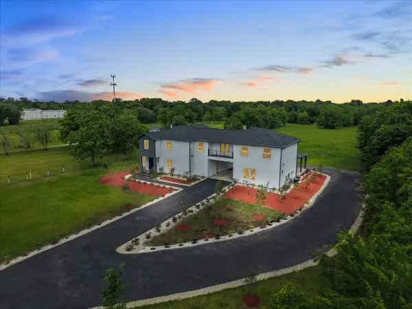 3237 Harkey Road, Pearland, TX 77584