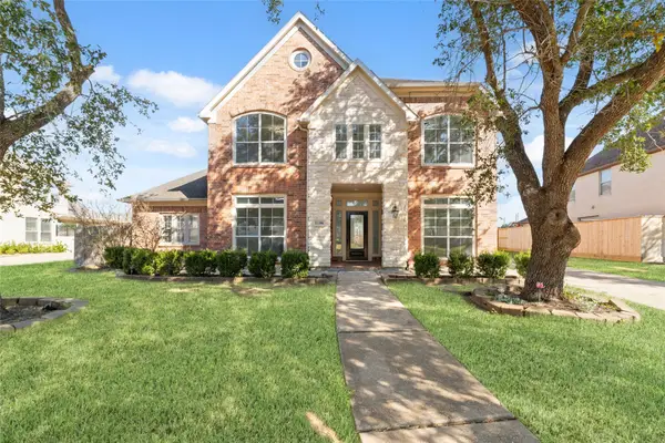 15106 Oldtown Bridge Court, Sugar Land, TX 77498