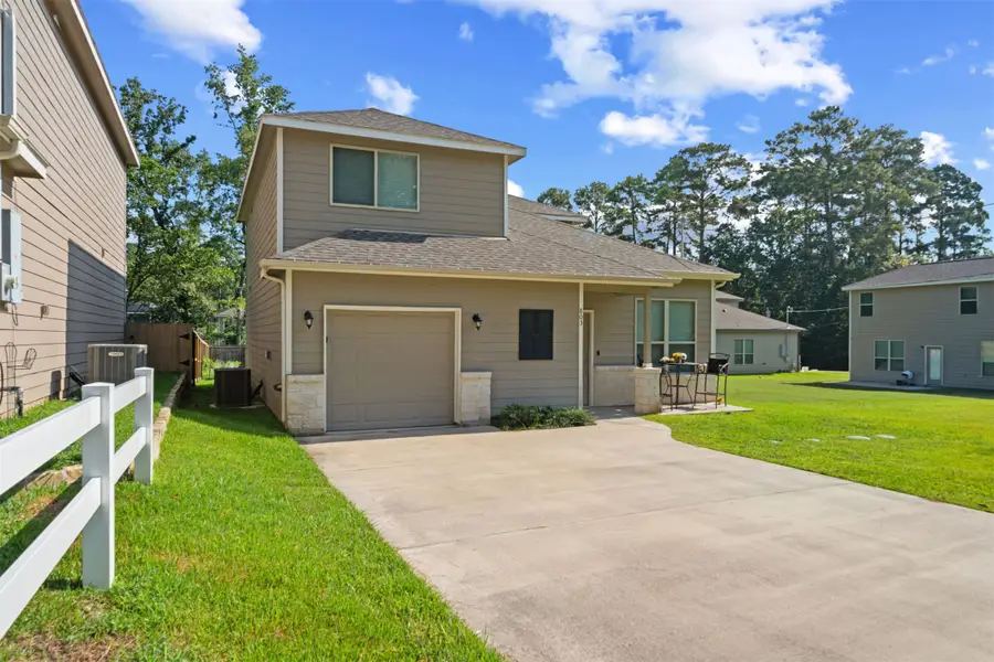803 Yazoo River Circle, Montgomery, TX 77316 - Image #3