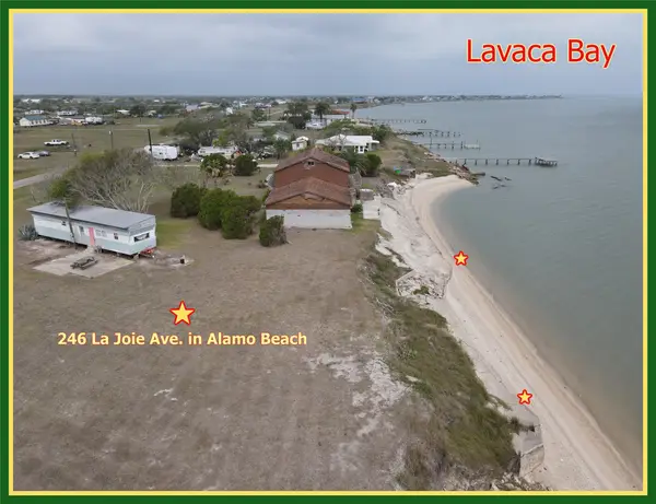 246 La Joie Avenue, Port Lavaca, TX 77979